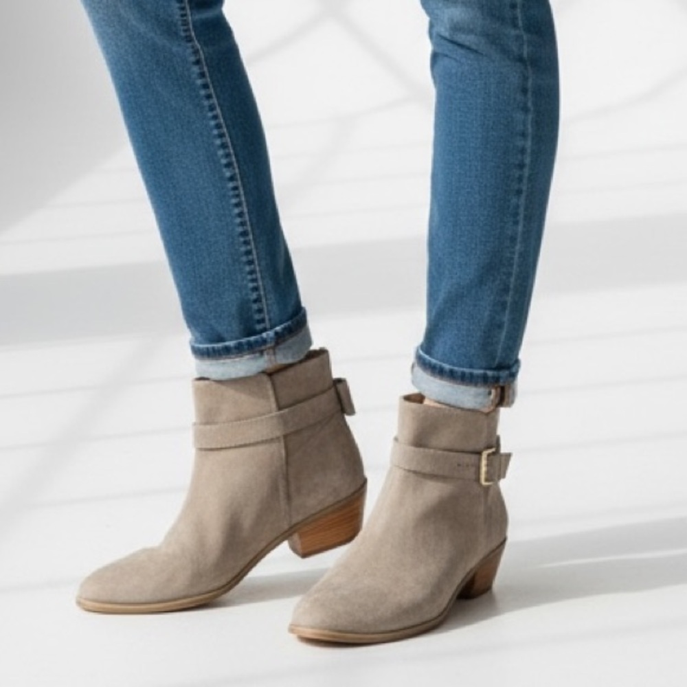 Kate Spade Taley Suede Buckle Ankle Boots Tan Brown 6.5